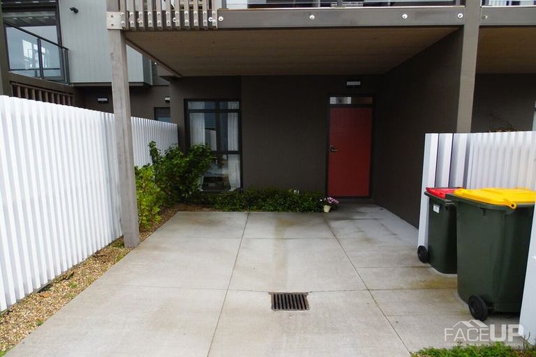 Photo of property in 28 Mollusc Road, Hobsonville, Auckland, 0616
