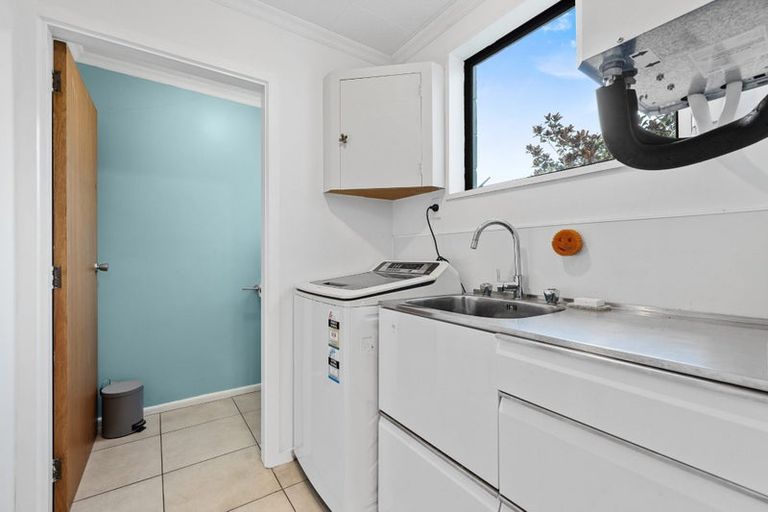 Photo of property in 11a Pinaster Place, Parklands, Christchurch, 8083