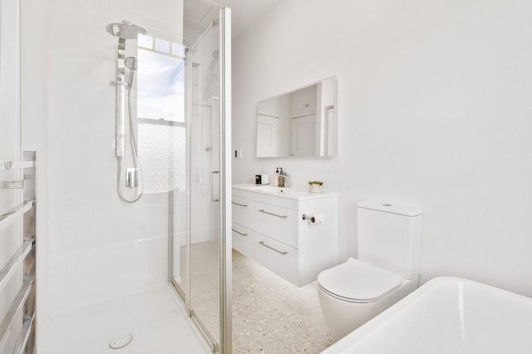Photo of property in 52 Sunbury Street, Andersons Bay, Dunedin, 9013