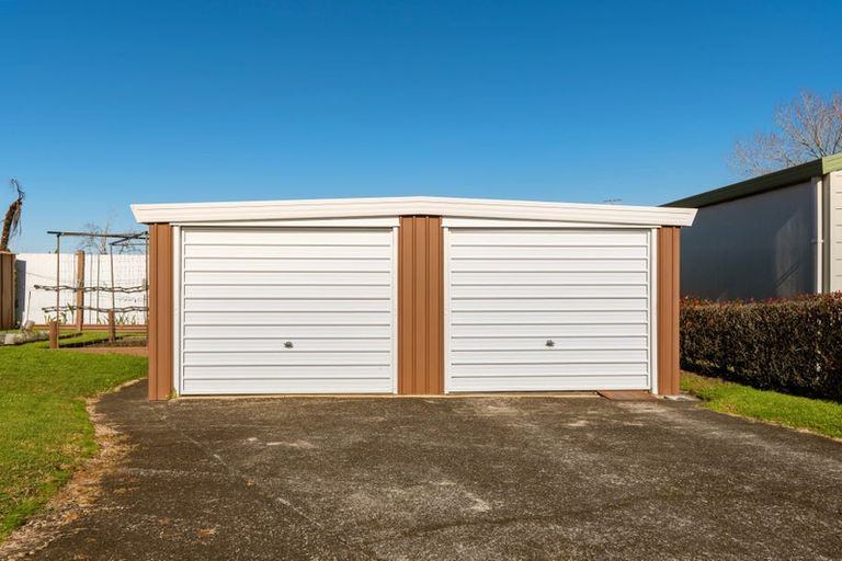 Photo of property in 9 Nettlingham Place, Te Puke, 3119