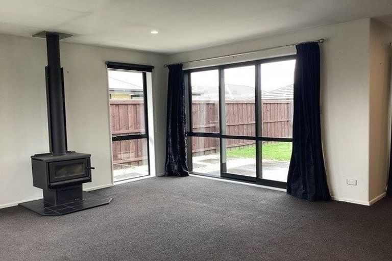 Photo of property in 12 Ridgeway Avenue, Rolleston, 7615