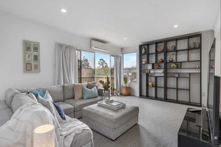 Photo of property in 62 Hellyers Street, Birkdale, Auckland, 0626