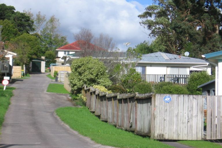 Photo of property in 116a Pooks Road, Ranui, Auckland, 0612