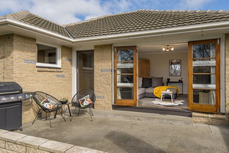 Photo of property in 10 Bellina Place, Broomfield, Christchurch, 8042