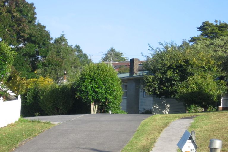 Photo of property in 1/12 Philip Place, Hillcrest, Auckland, 0627