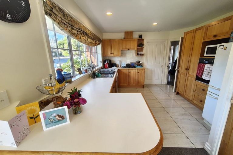 Photo of property in 6 Brookford Place, Westmorland, Christchurch, 8025