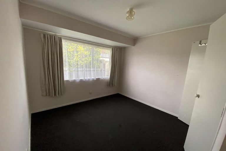 Photo of property in 209 Walter Strevens Drive, Conifer Grove, Takanini, 2112