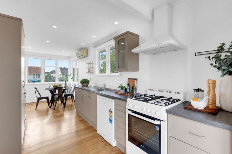 Photo of property in 12 Slim Street, Bader, Hamilton, 3206