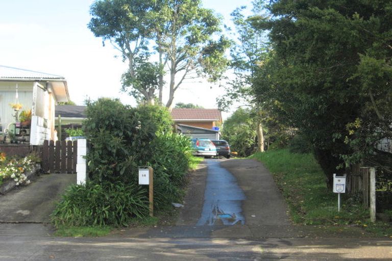 Photo of property in 14 Minton Place, Manurewa, Auckland, 2102