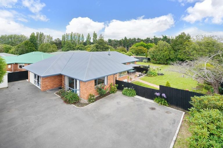 Photo of property in 12 Pearce Place, Kaiapoi, 7630