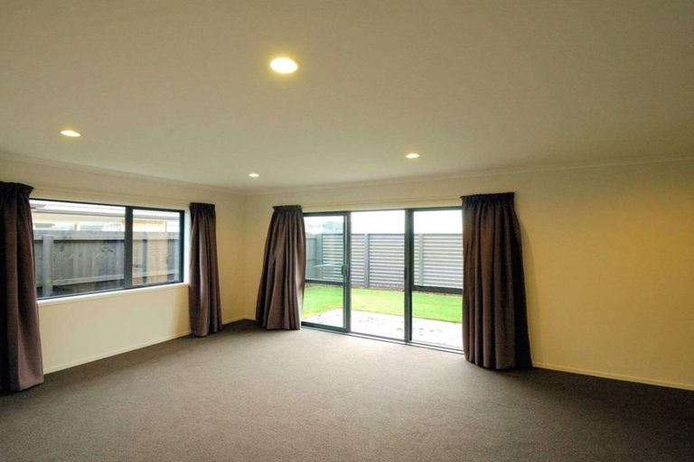 Photo of property in 37 Limbrick Crescent, Wigram, Christchurch, 8042