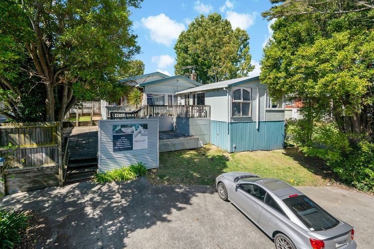 Photo of property in 142 Great South Road, Manurewa, Auckland, 2102