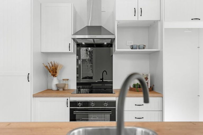 Photo of property in 18 Pratt Street, New Brighton, Christchurch, 8083