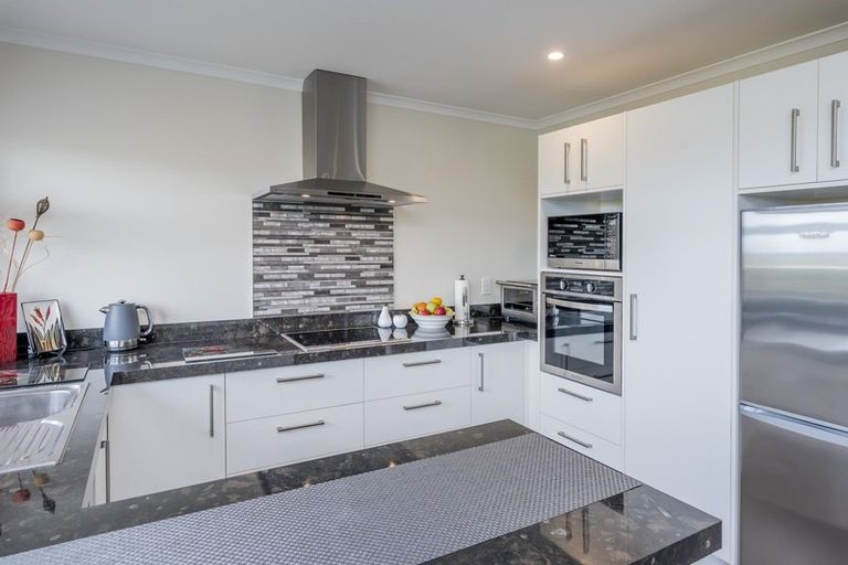 Photo of property in 57/91 Mako Mako Road, Levin, 5510