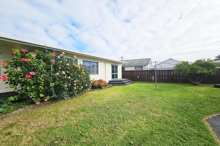 Photo of property in 26a Cosgrave Road, Papakura, 2110