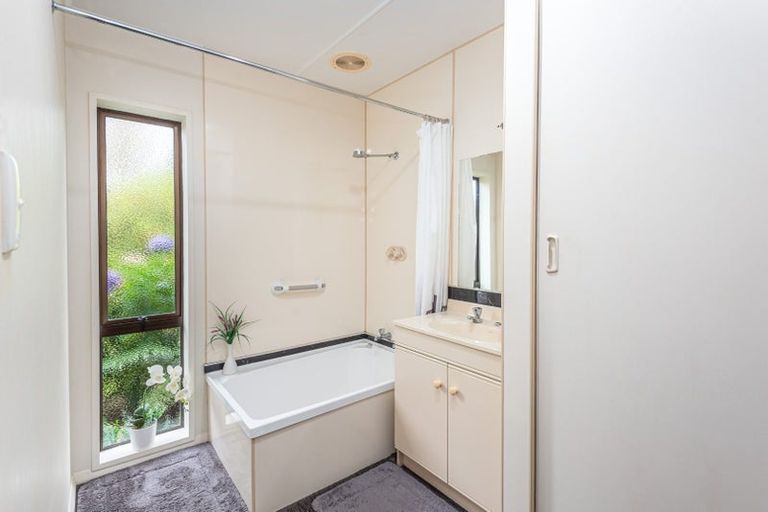 Photo of property in 155 West Belt, Rangiora, 7400