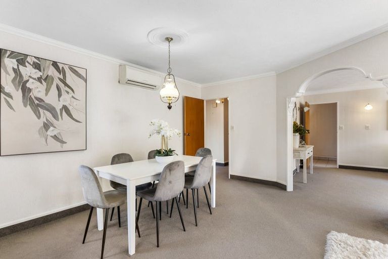 Photo of property in 3 Comeskey Grove, Elderslea, Upper Hutt, 5018