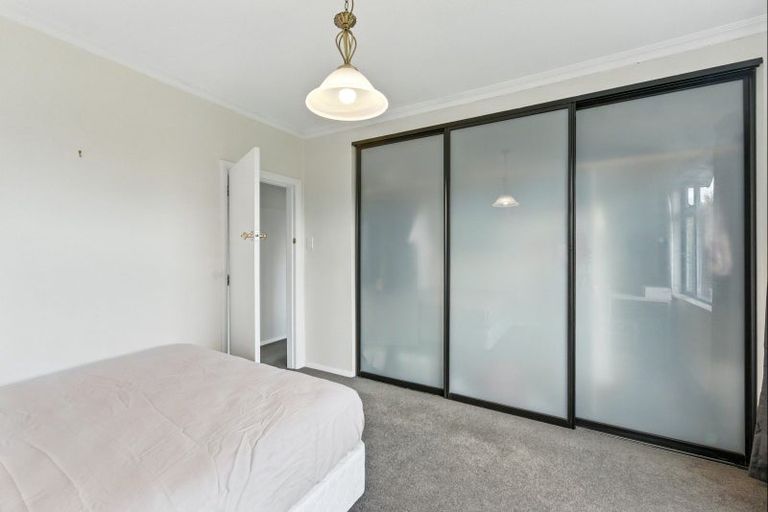 Photo of property in 22 York Street, Levin, 5510