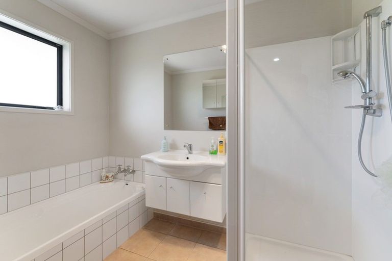 Photo of property in 11a Alexander Place, Otaki, 5512