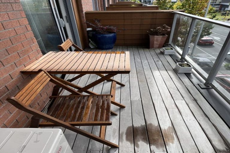 Photo of property in 202/160b Hobsonville Point Road, Hobsonville, Auckland, 0616