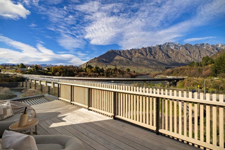 Photo of property in 11b William Rees Place, Kawarau Falls, Queenstown, 9300