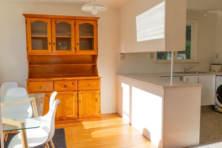 Photo of property in 137 Kaikorai Valley Road, Glenross, Dunedin, 9011