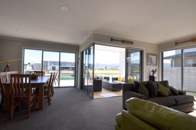 Photo of property in 125 Motu Hei, Pauanui, Hikuai, 3579