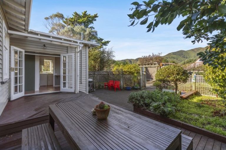 Photo of property in 32 Trafalgar Street, Waiwhetu, Lower Hutt, 5010