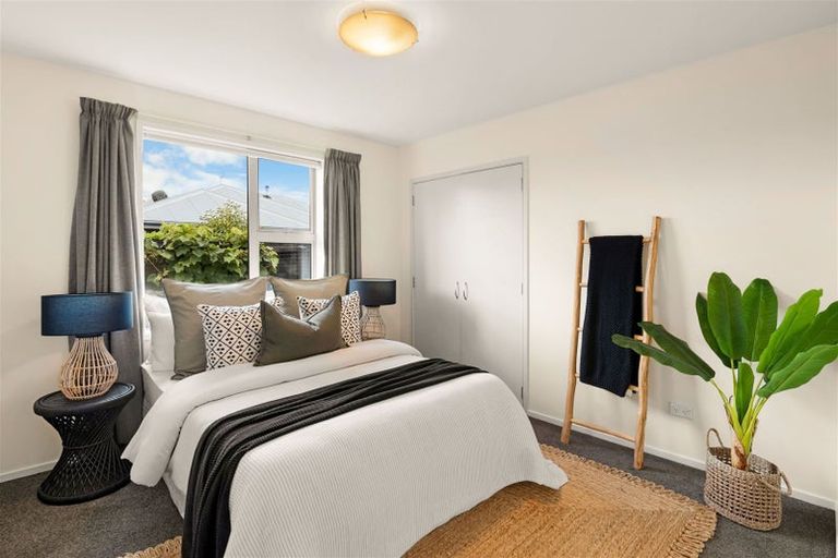 Photo of property in 8 Springwater Avenue, Northwood, Christchurch, 8051