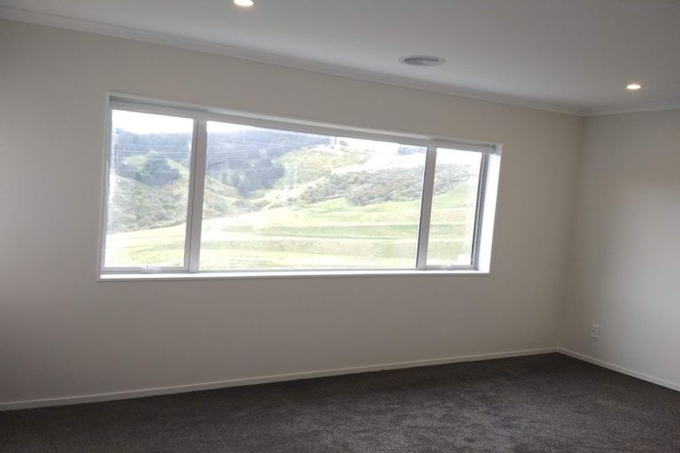 Photo of property in 134 Amesbury Drive, Churton Park, Wellington, 6037