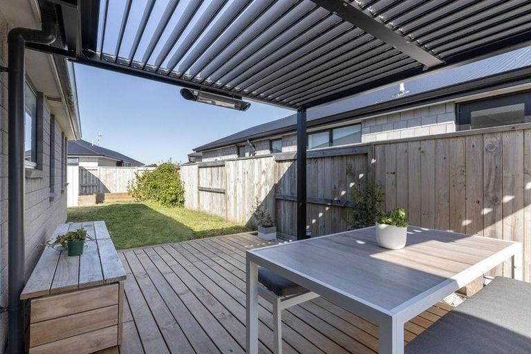 Photo of property in 16 Anchor Crescent, Papamoa, 3118