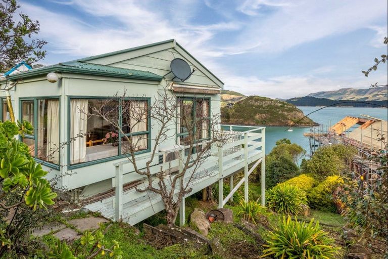 Photo of property in 12 Emerson Crescent, Diamond Harbour, 8971