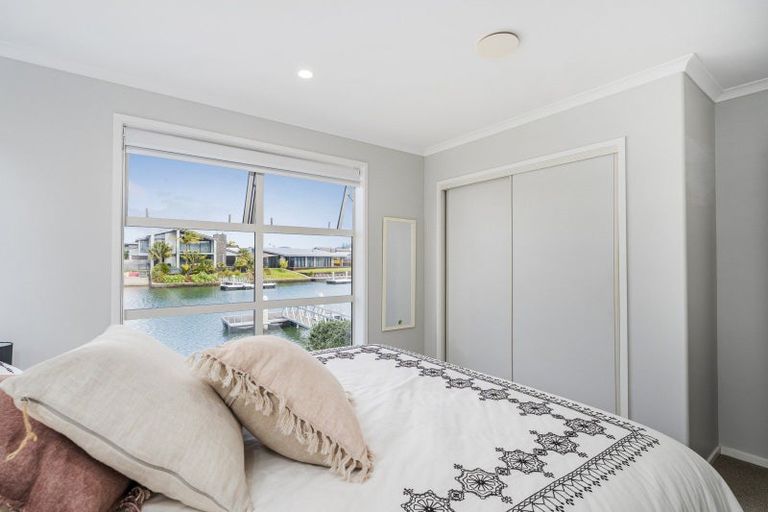 Photo of property in 17 Mermaid Place, Whitianga, 3510