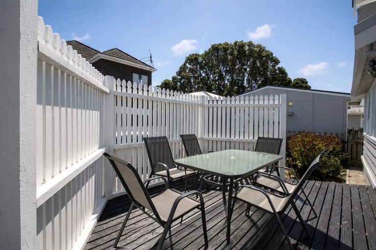 Photo of property in 34 Park Road, Miramar, Wellington, 6022