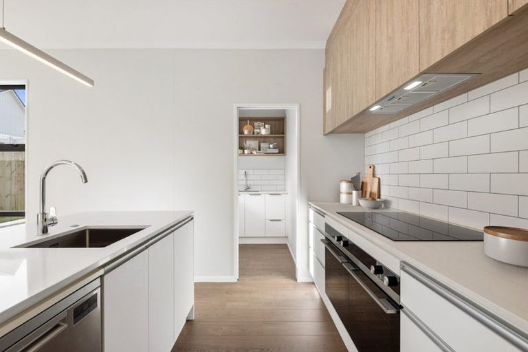 Photo of property in 56 Owen Chapman Drive, Red Beach, 0932