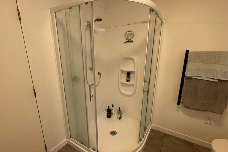 Photo of property in 13 Oaklands Grove, Clouston Park, Upper Hutt, 5018