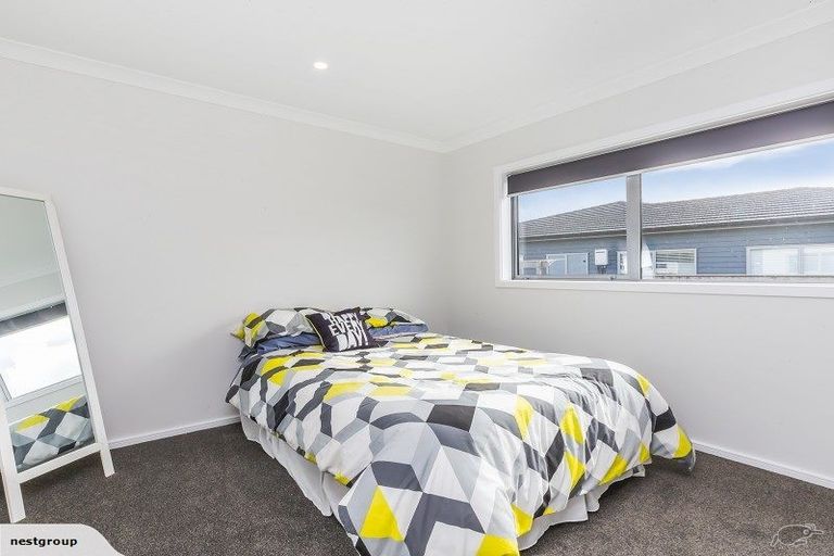 Photo of property in 90c/2 Endeavour Drive, Whitby, Porirua, 5024