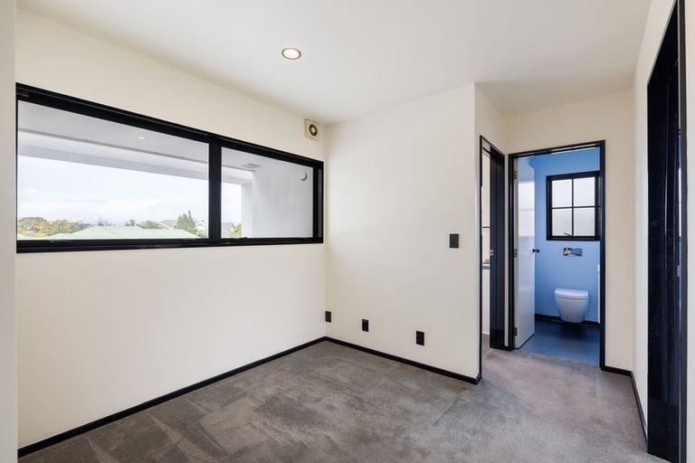 Photo of property in 3 Lexington Place, Shirley, Christchurch, 8061
