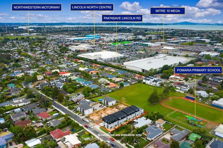 Photo of property in 3/19 Kingdale Road, Henderson, Auckland, 0610