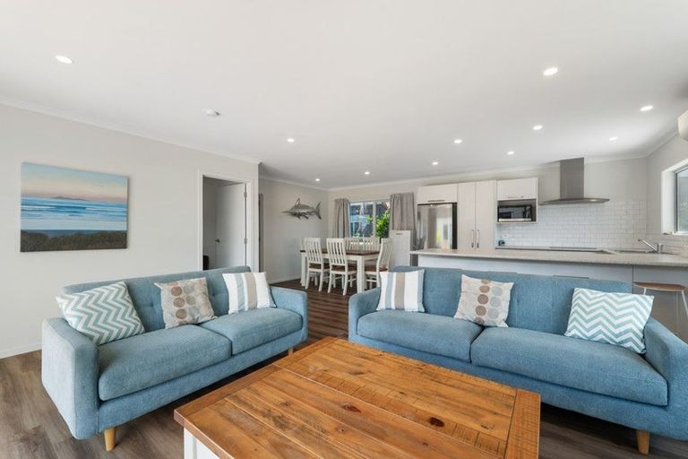 Photo of property in 14 Moet Crescent, Waihi Beach, 3611