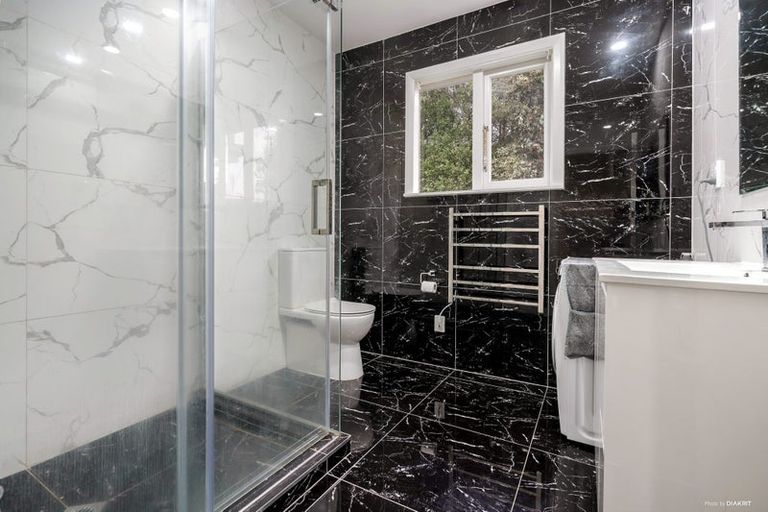 Photo of property in 4b Manuroa Road, Takanini, 2112