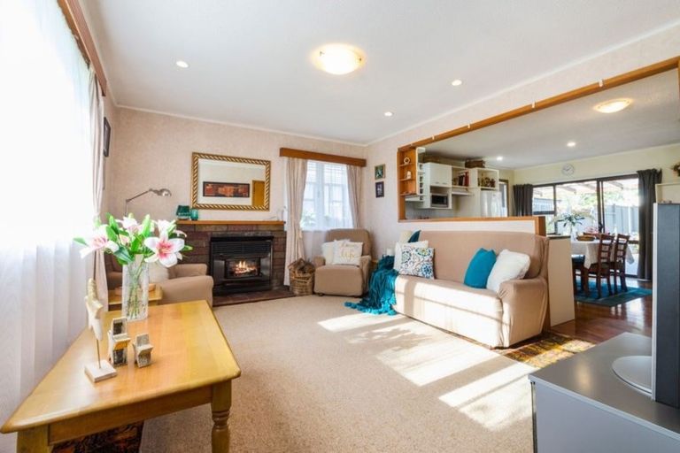 Photo of property in 24 Tawa Crescent, Manurewa, Auckland, 2102