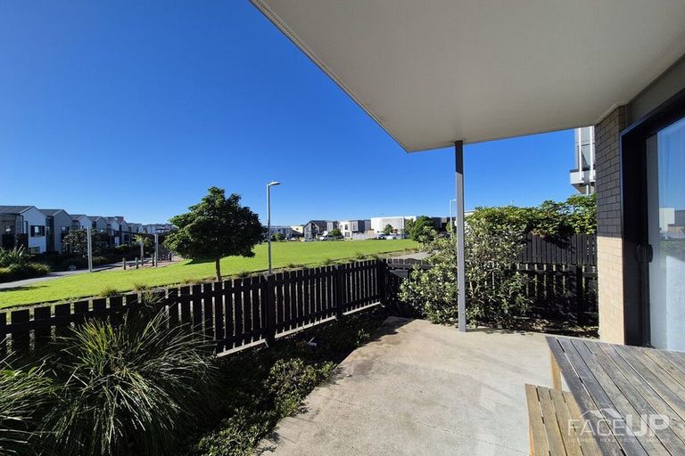 Photo of property in 1/48 Nugget Avenue, Hobsonville, Auckland, 0616