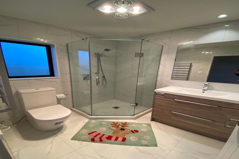 Photo of property in 2 Sapwood Crescent, Takanini, 2110