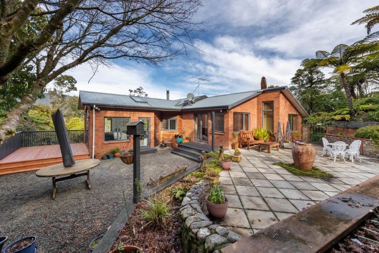 Photo of property in 347 Main Road North, Brown Owl, Upper Hutt, 5018
