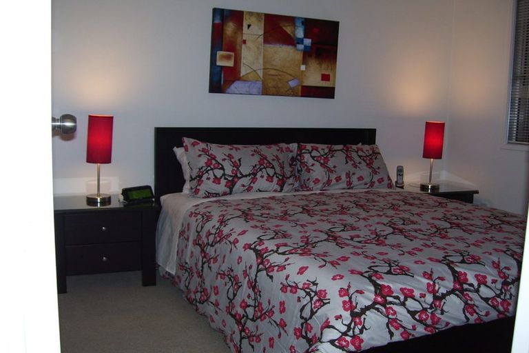 Photo of property in 2/10 Raewyn Place, Pakuranga, Auckland, 2010