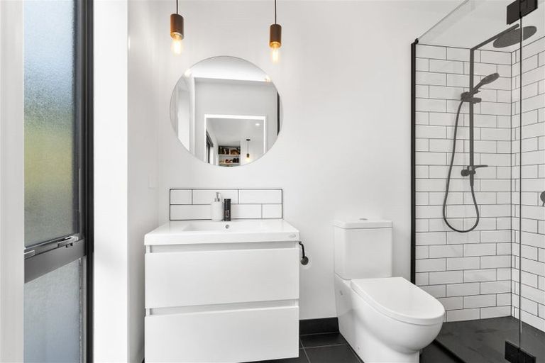 Photo of property in 59 Jounneaux Road, Te Kamo, Kamo, 0185