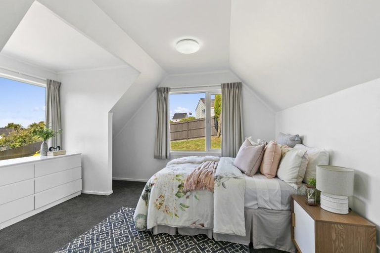 Photo of property in 6 Cambrian Street, Churton Park, Wellington, 6037