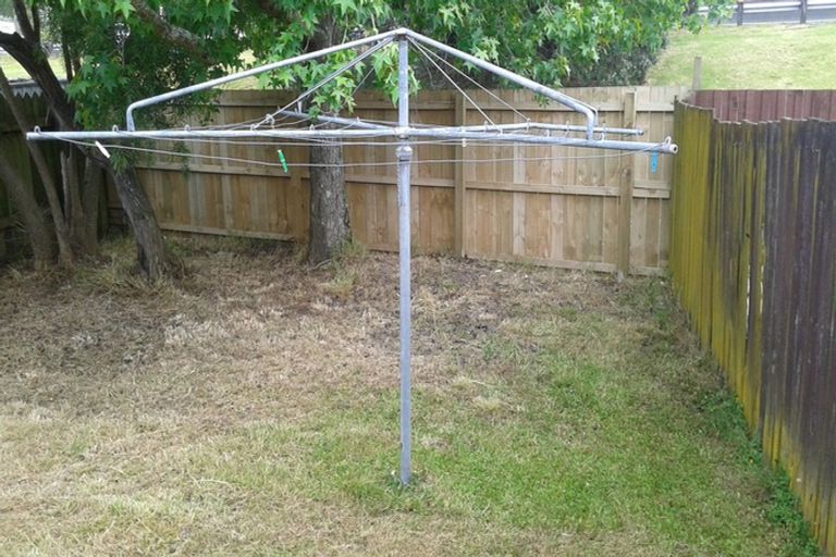 Photo of property in 3 Latham Avenue, Pakuranga, Auckland, 2010