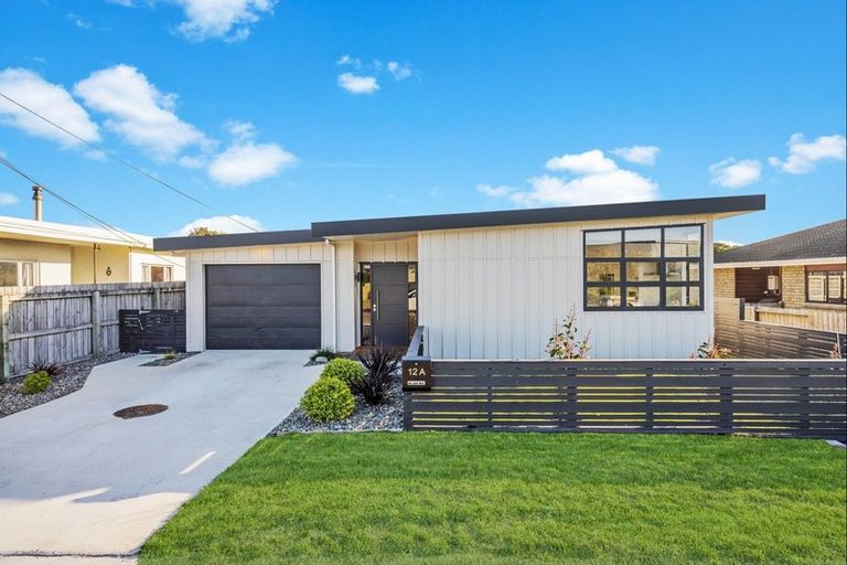 Photo of property in 12a Mahana Road, Paraparaumu Beach, Paraparaumu, 5032